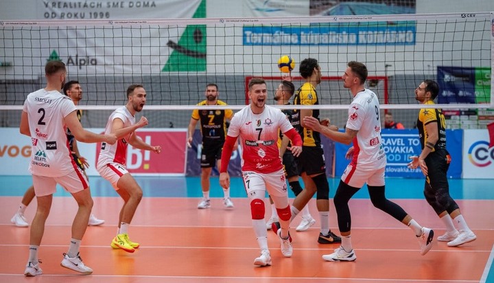 Rieker UJS Komárno s povedomou cestou Challenge Cupom